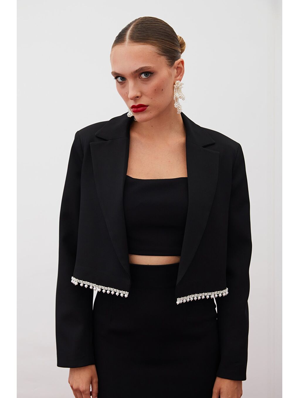 Aksesuarlı Kısa Ceket - Siyah-1