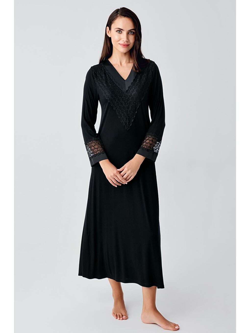 Siyah Uzun Kollu Dantelli Esnek Viskon Gecelik Sabahlık Takım 24104-1