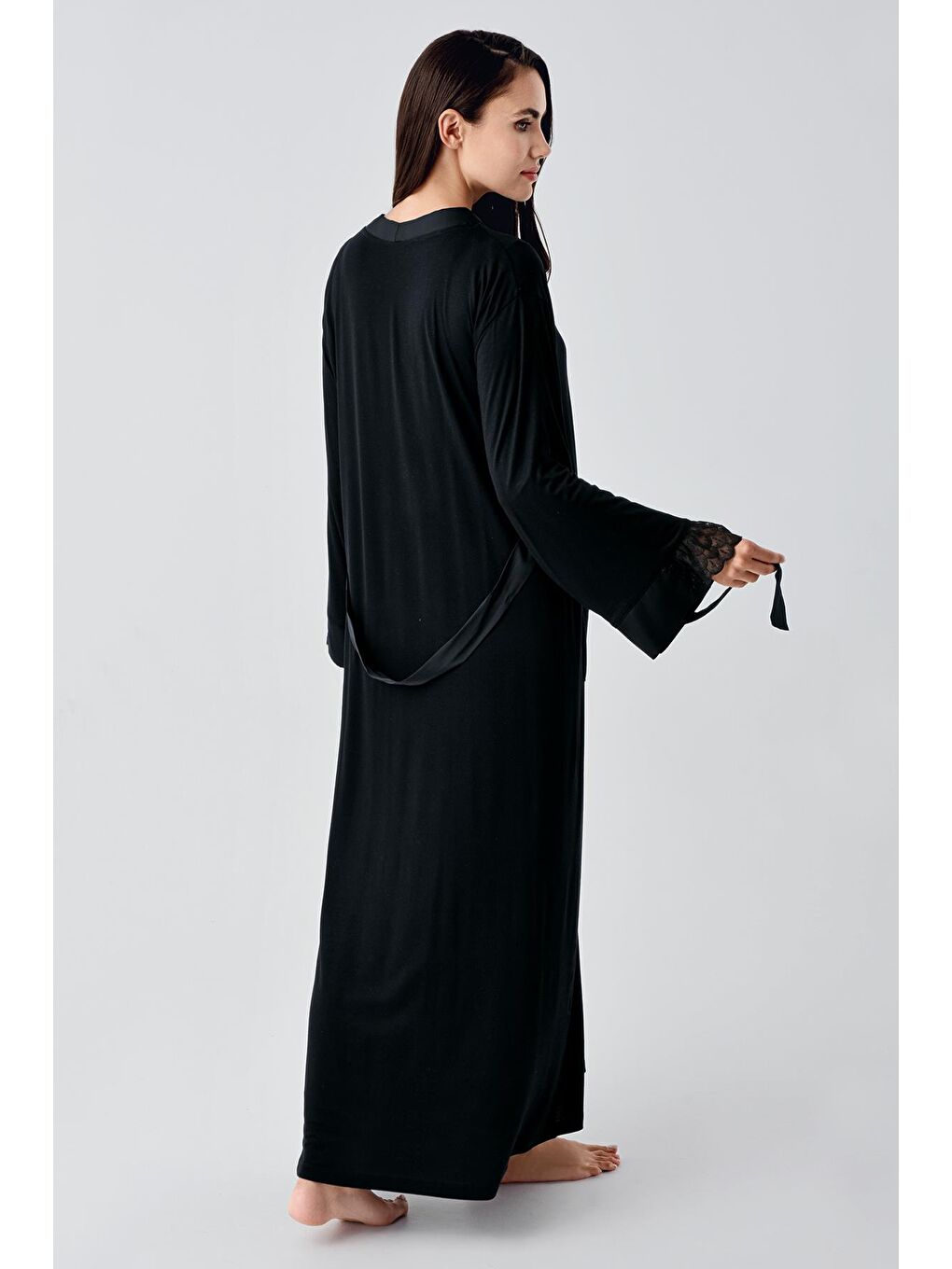 Siyah Uzun Kollu Dantelli Esnek Viskon Gecelik Sabahlık Takım 24104-2