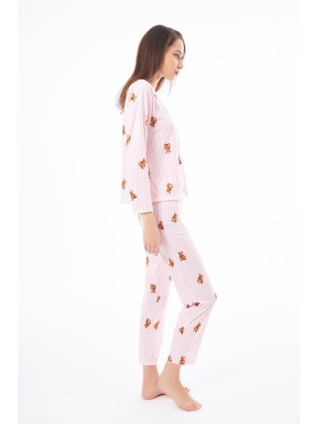 Pembe Premium  Yazlık Kadın Pijama Takımı Krem Ayıcık Desenli Yumuşak Dokulu Bisiklet Yaka Uzun Kollu-6