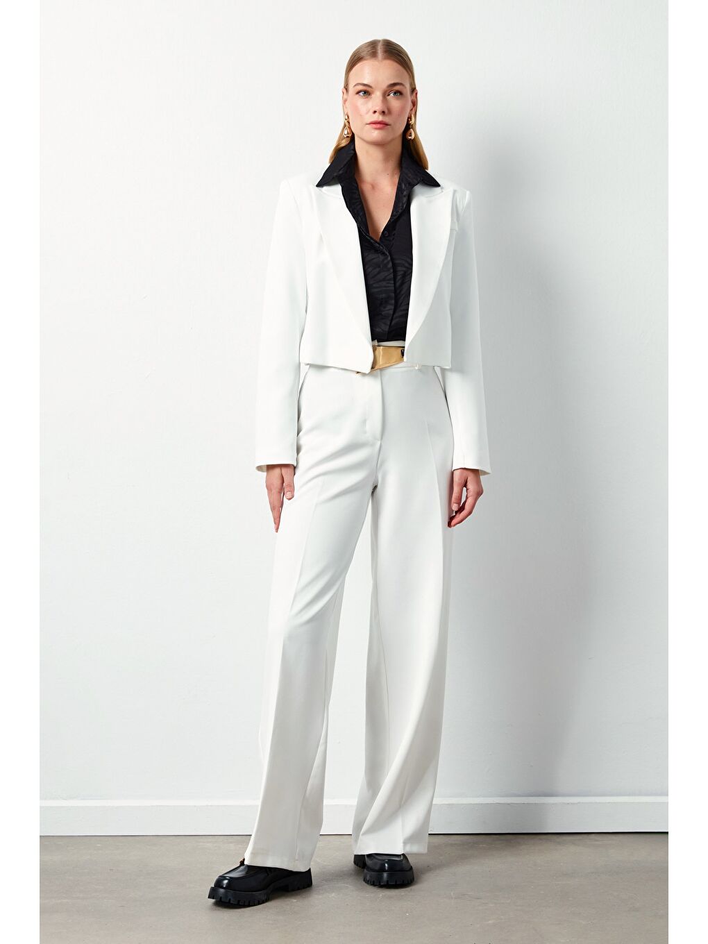 Şal Yaka Kısa Ceket - Ekru-1