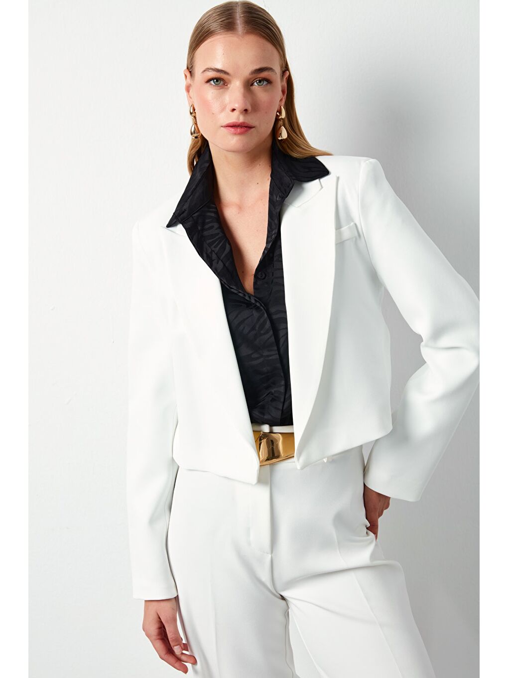 Şal Yaka Kısa Ceket - Ekru-3