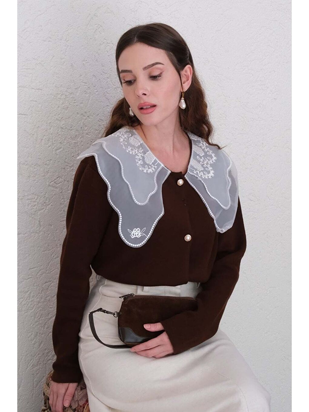 Kahverengi Dantel Yaka Acı Kahve Triko Hırka-1