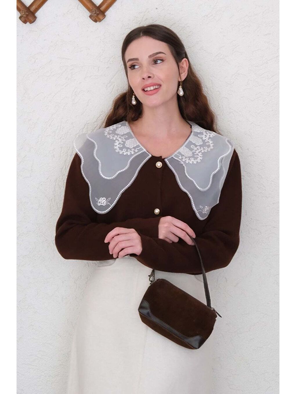 Kahverengi Dantel Yaka Acı Kahve Triko Hırka-2