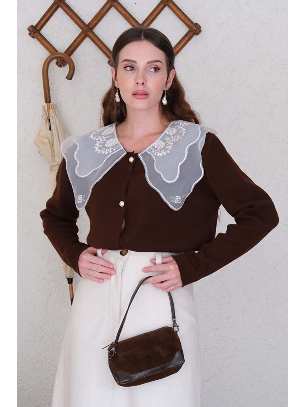 Kahverengi Dantel Yaka Acı Kahve Triko Hırka-3