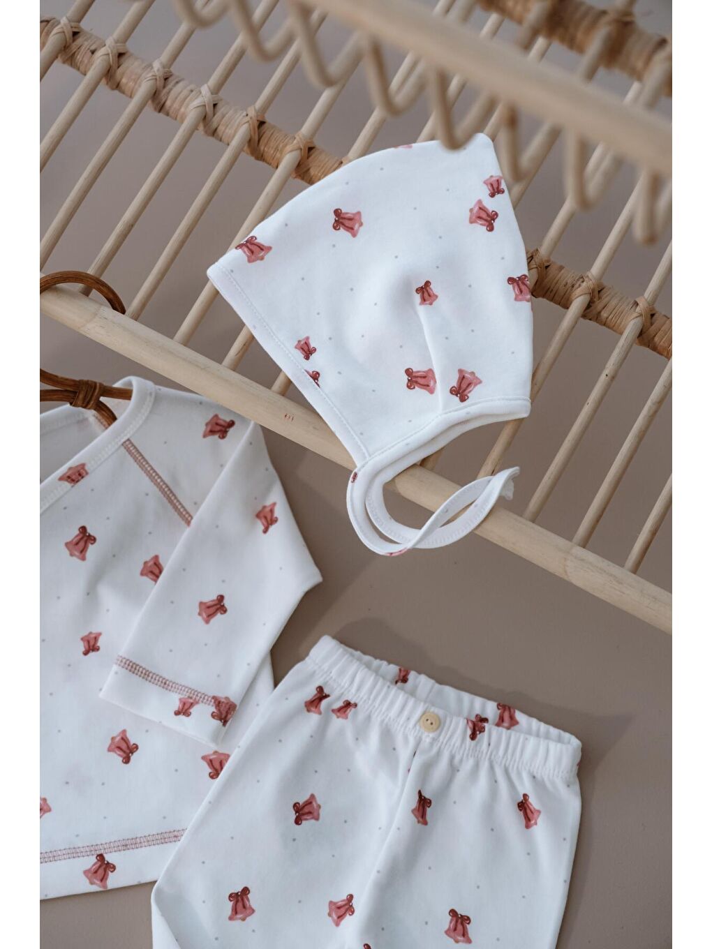 Beyaz Çan Baskılı Pure Hug Serisi Kruvaze 3'lü Takım-6