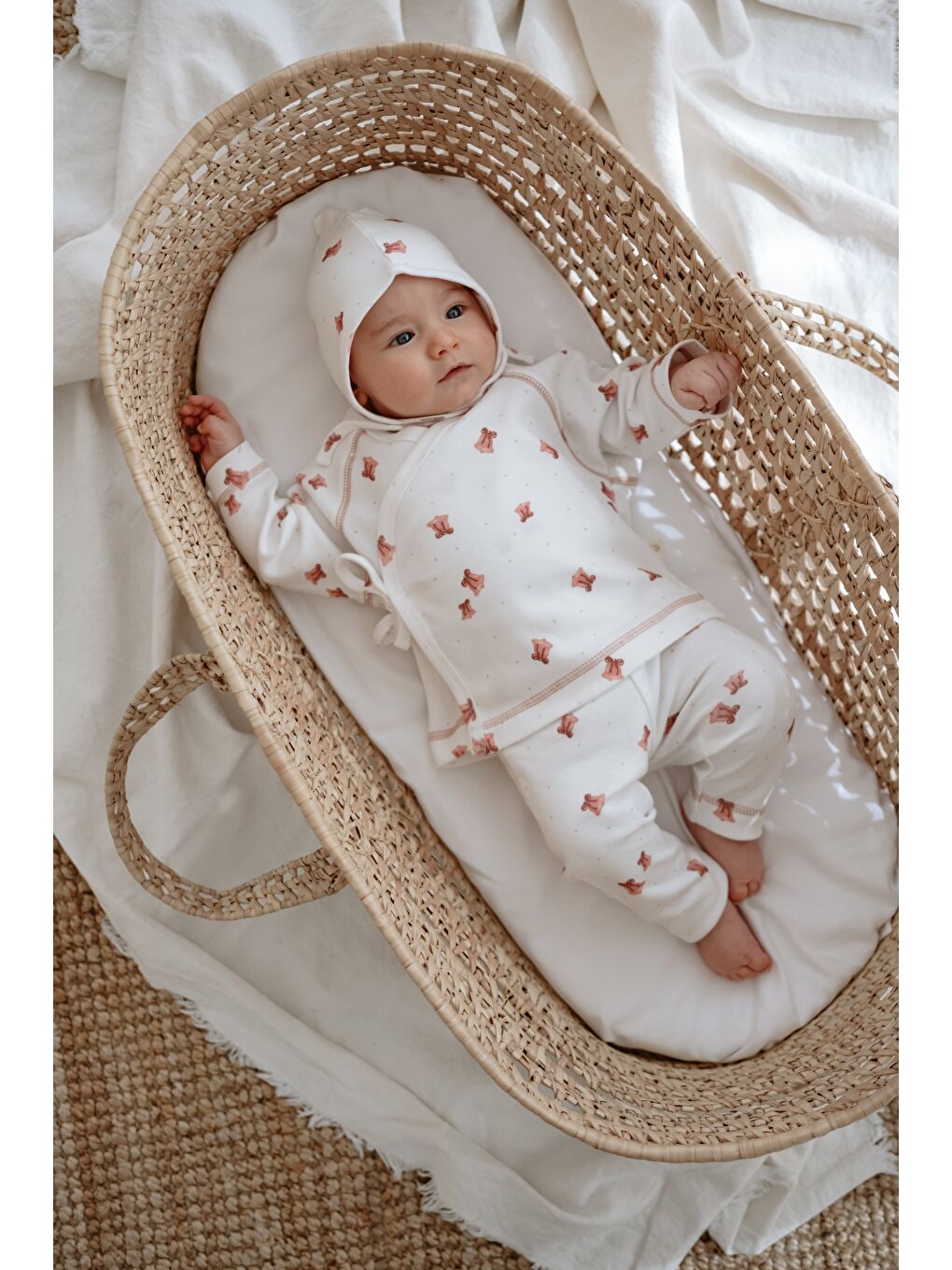 Beyaz Çan Baskılı Pure Hug Serisi Kruvaze 3'lü Takım-7