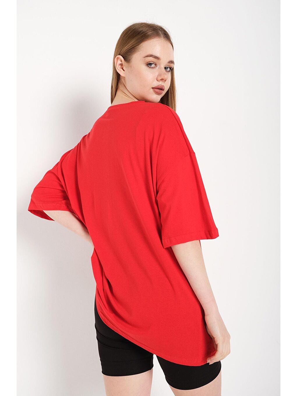 Kadın Kırmızı Oversize Tişört-4