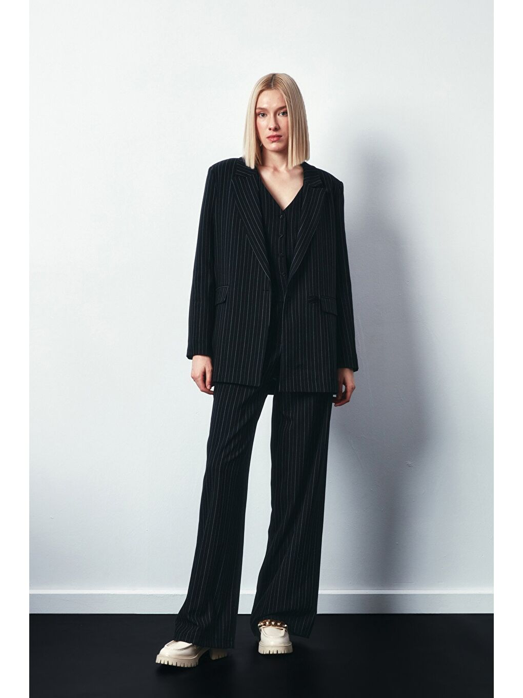 Çizgili Salaş Ceket - Siyah-1