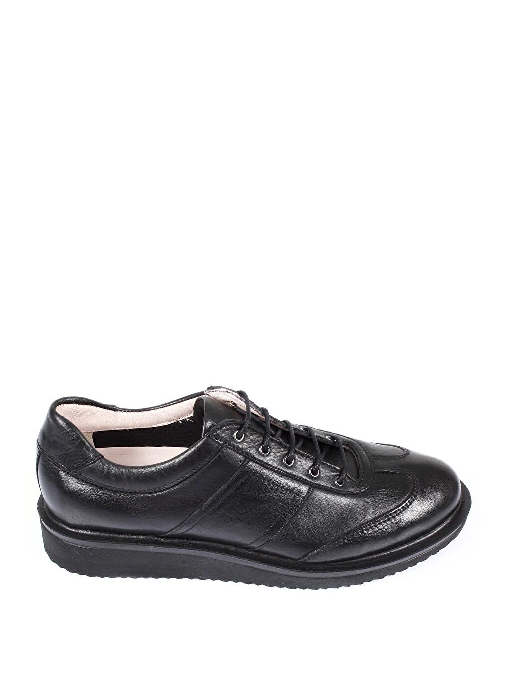 Siyah Hakiki Deri Yuvarlak Burun Dolgu Taban Bağcıklı Kadın Ayakkabı 24093-1