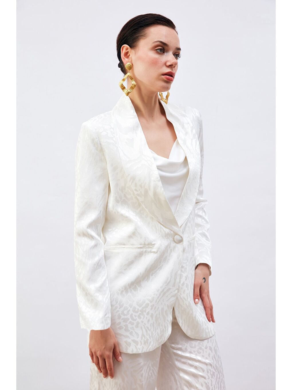 Desenli Saten Ceket - Ekru-3