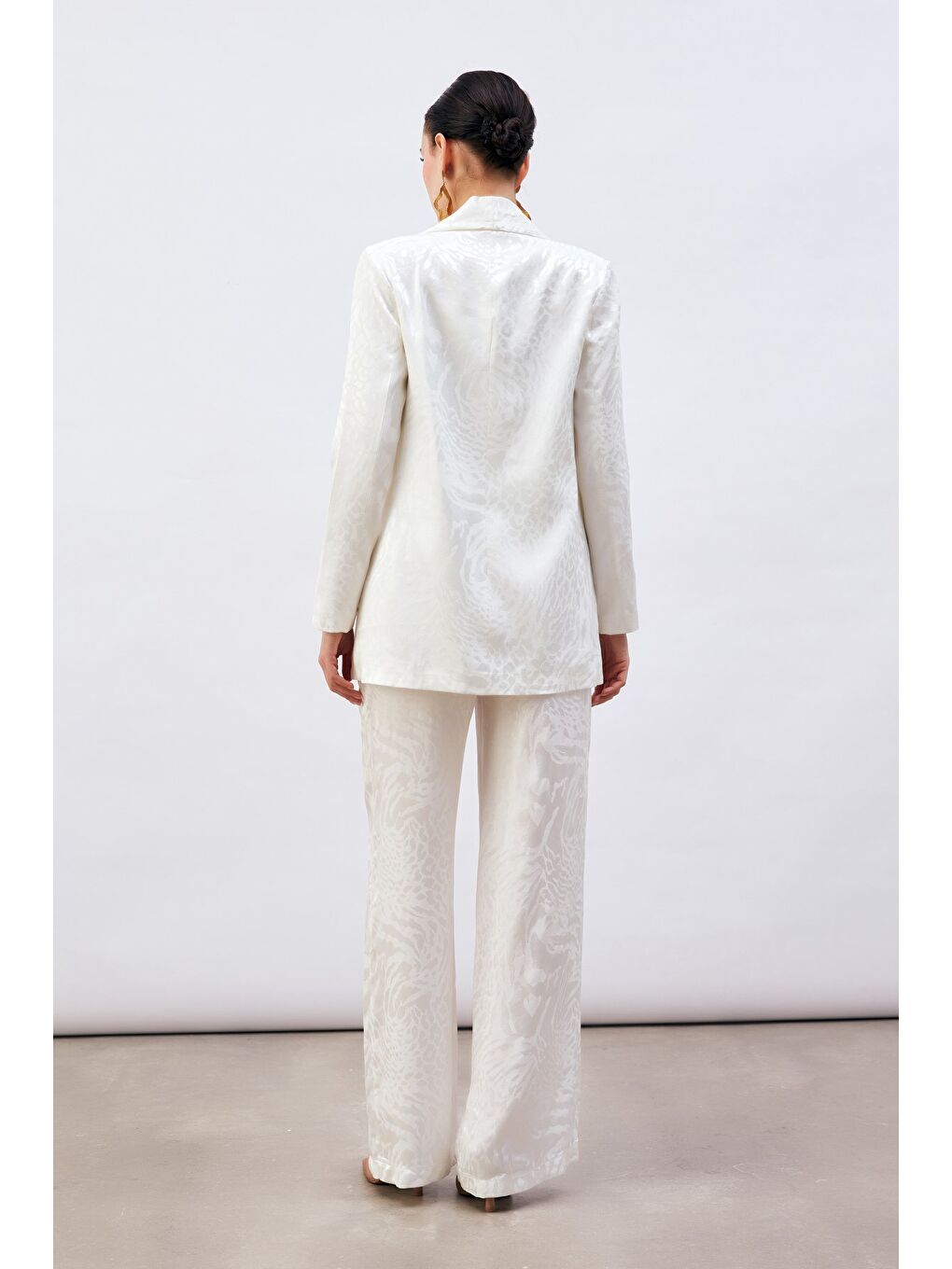 Desenli Saten Ceket - Ekru-7
