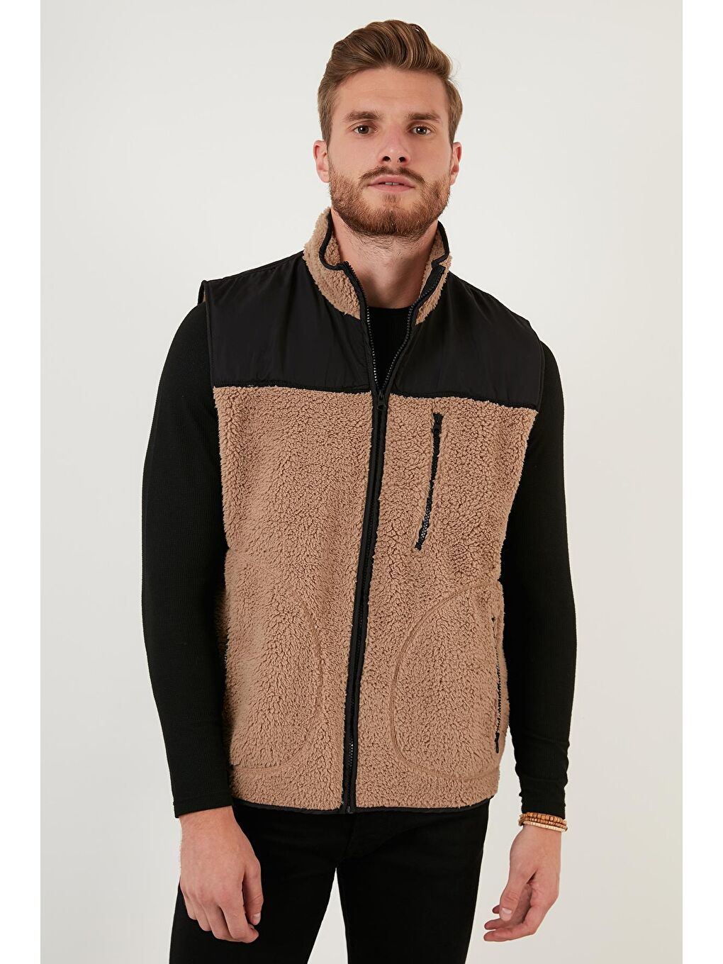 Kahverengi Slim Fit Fermuarlı Dik Yaka Polar Yelek 5909004-3