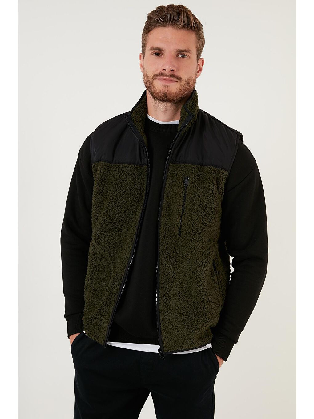 Haki Slim Fit Fermuarlı Dik Yaka Polar Yelek 5909004