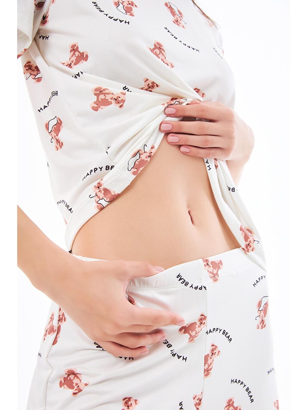Ekru Premium Yazlık Şortlu Kadın Pijama Takımı Ayıcık Desenli Yumuşak Dokulu Bisiklet Yaka Kısa Kollu-6