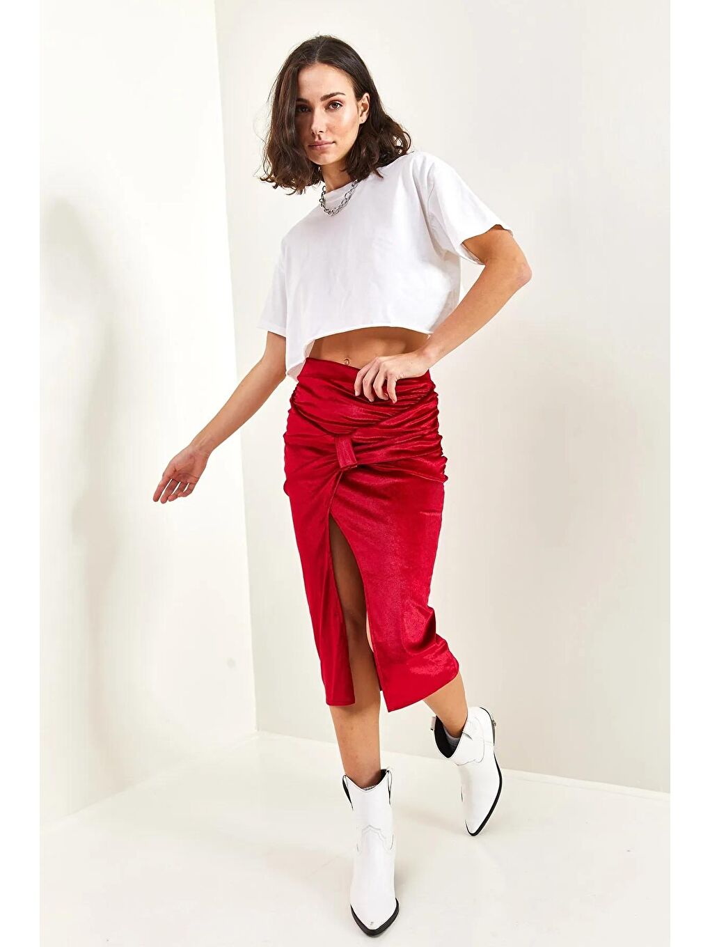 Kırmızı Kadın Fiyonk Desenli Derin Yırtmaçlı Kadife Etek 2968-2