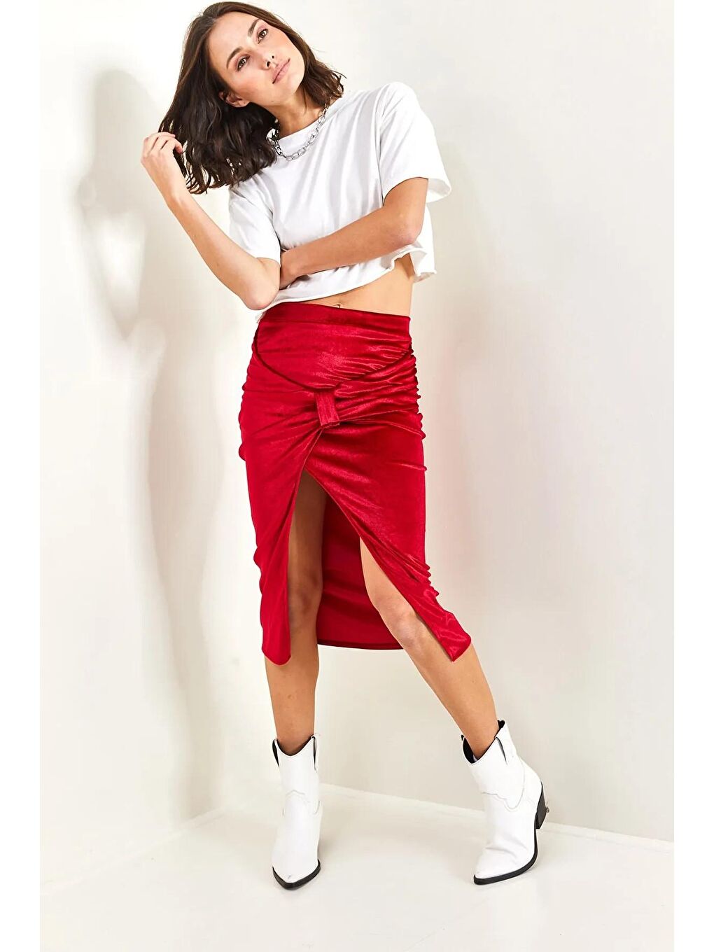 Kırmızı Kadın Fiyonk Desenli Derin Yırtmaçlı Kadife Etek 2968-3