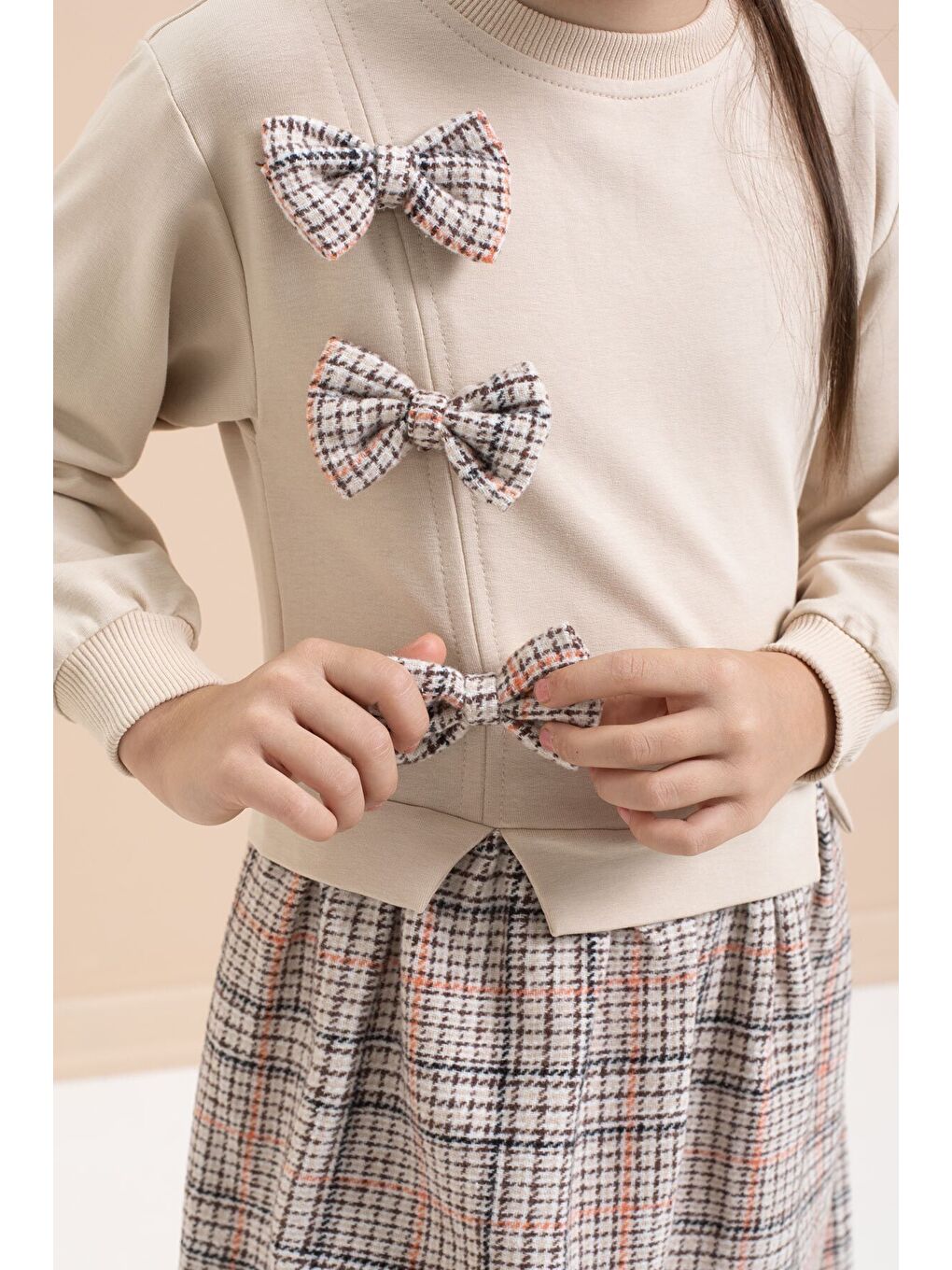 Bej Kız Çocuk Fiyonk Detaylı Ekose Etekli Elbise 21535-1