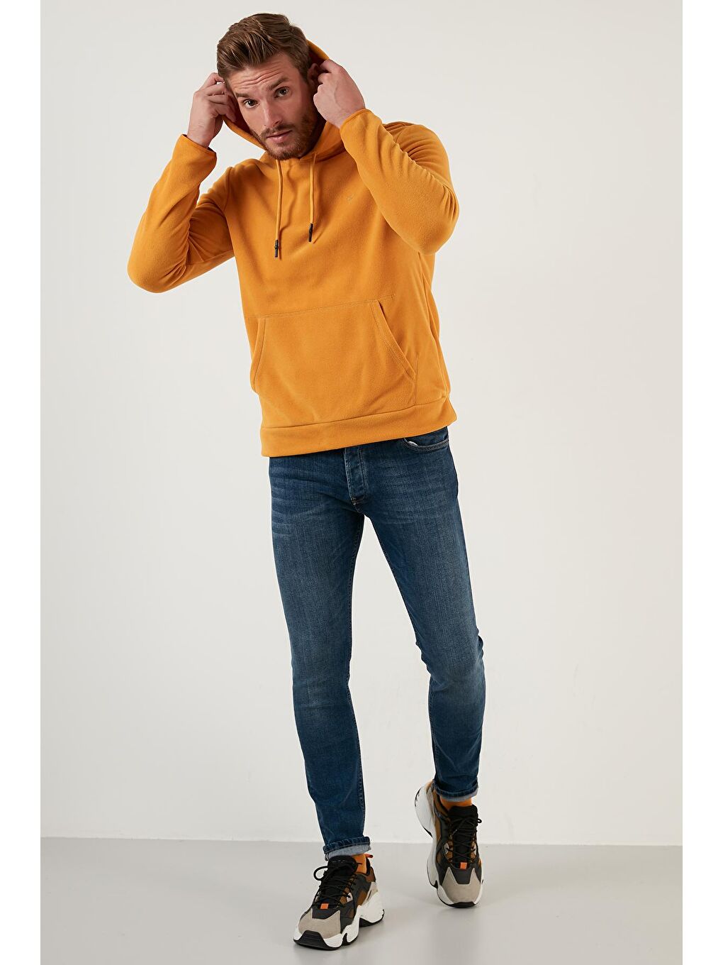 Sarı Slim Fit Kanguru Cepli Kapüşonlu Polar 5906032-4