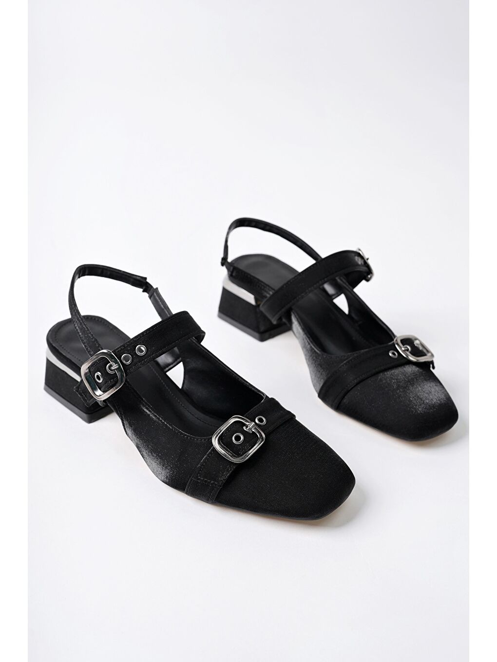 Siyah GİGİ Arkası Açık Küt Burun Çift Kemerli Kadın Günlük Klasik Kısa Topuklu Ayakkabı-1