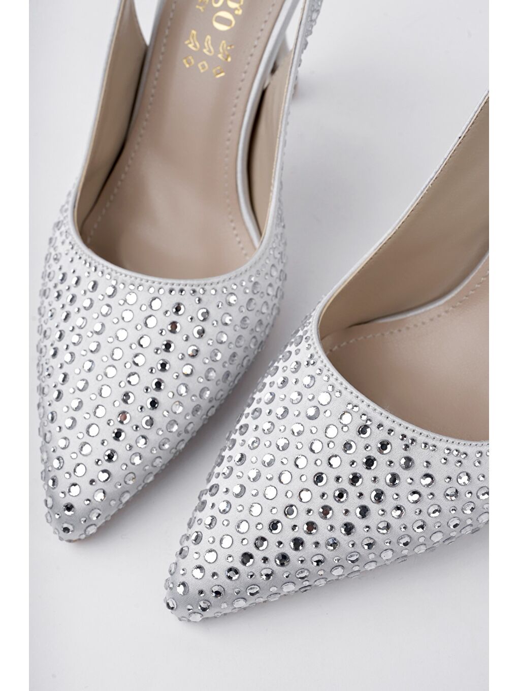 Gri JİSOO Sivri Burun Taşlı Arkası Açık Klasik Topuklu Kadın Abiye Ayakkabı-2