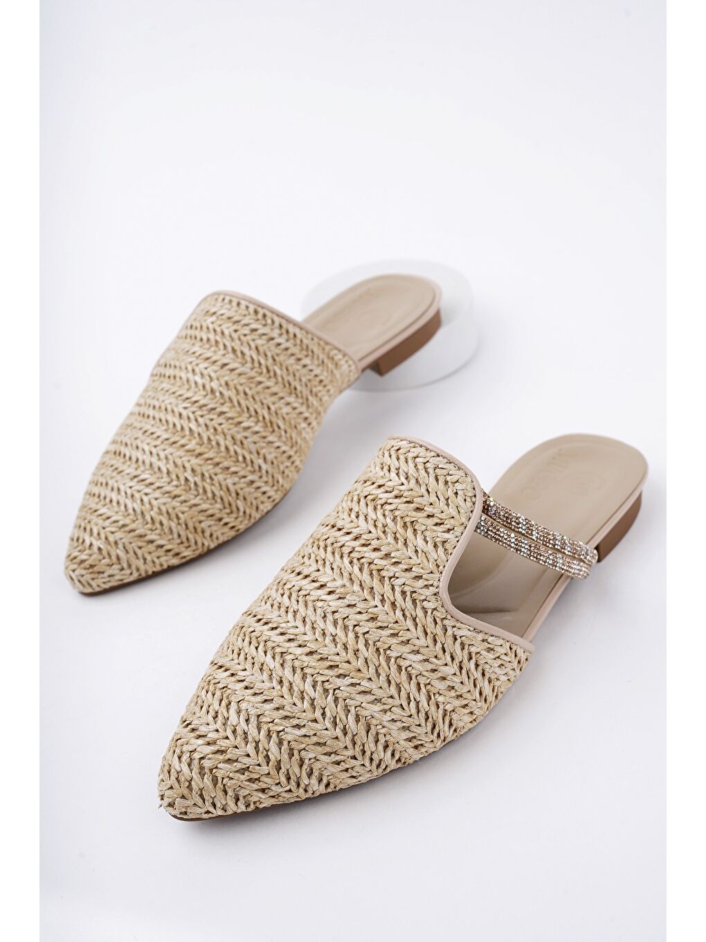 Bej JAYLİN Önü Kapalı Kadın Taşlı Günlük Hasır Terlik