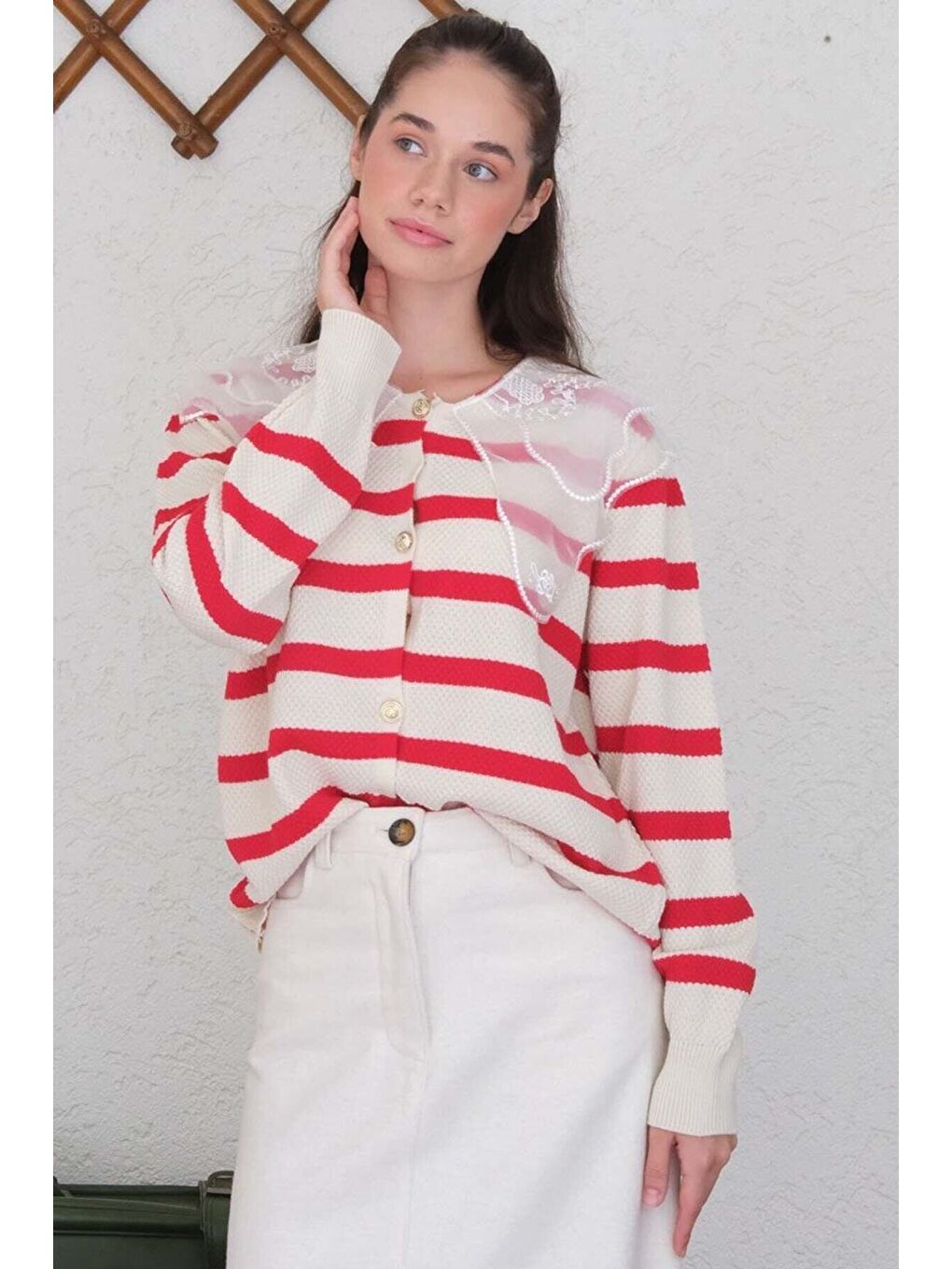 Dantel Yakalı Çizgili Kırmızı Triko Hırka-4