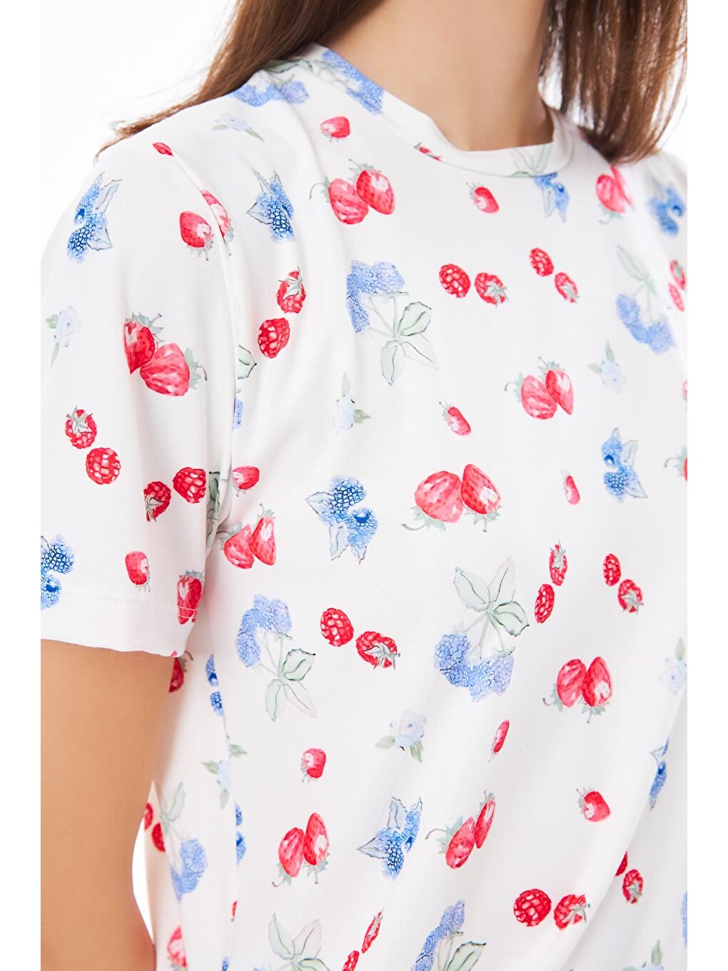 Ekru Premium Yazlık Şortlu Kadın Pijama Takımı Meyve Desenli Yumuşak Dokulu Bisiklet Yaka Kısa Kollu-7