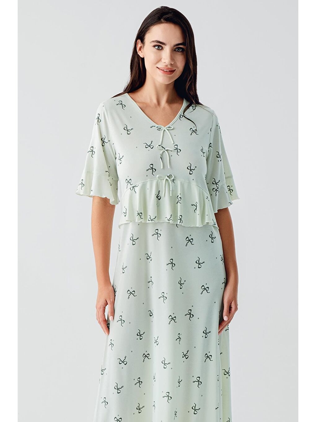 Yeşil Fiyonk Desenli Kısa Kollu Uzun Esnek Viskoz Gecelik 17105-1