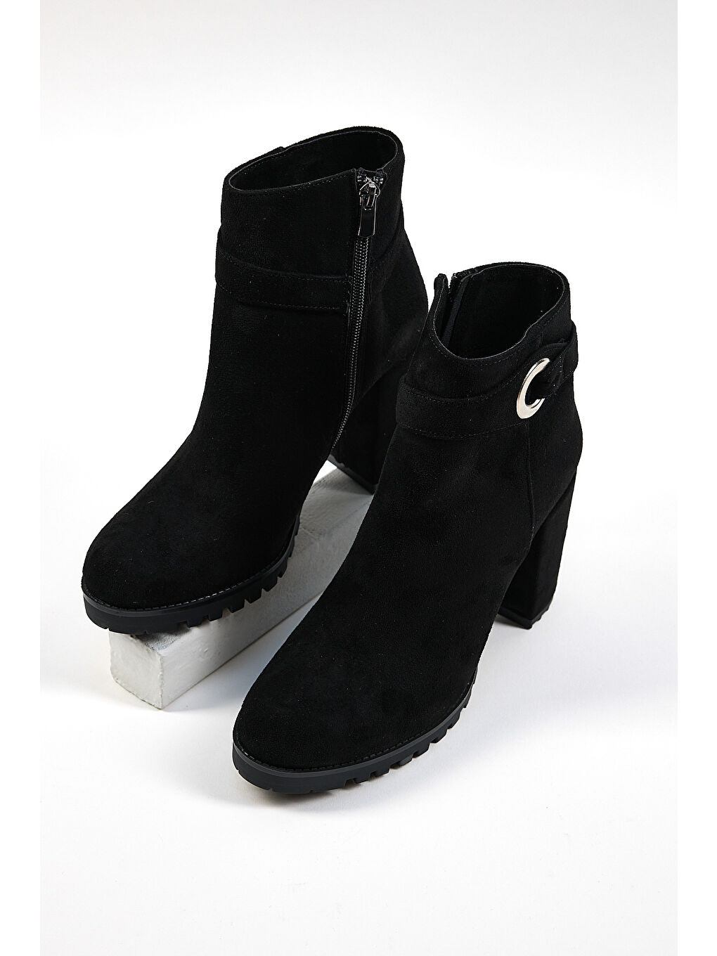Kadın Siyah Süet Rahat Kalıp Tokalı Fermuarlı Topuklu Bot-4