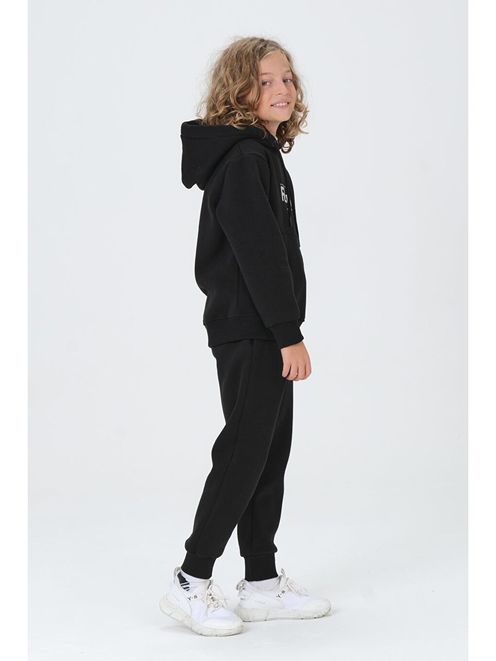 Siyah Erkek Çocuk Kapüşonlu Eşofman Takımı-2