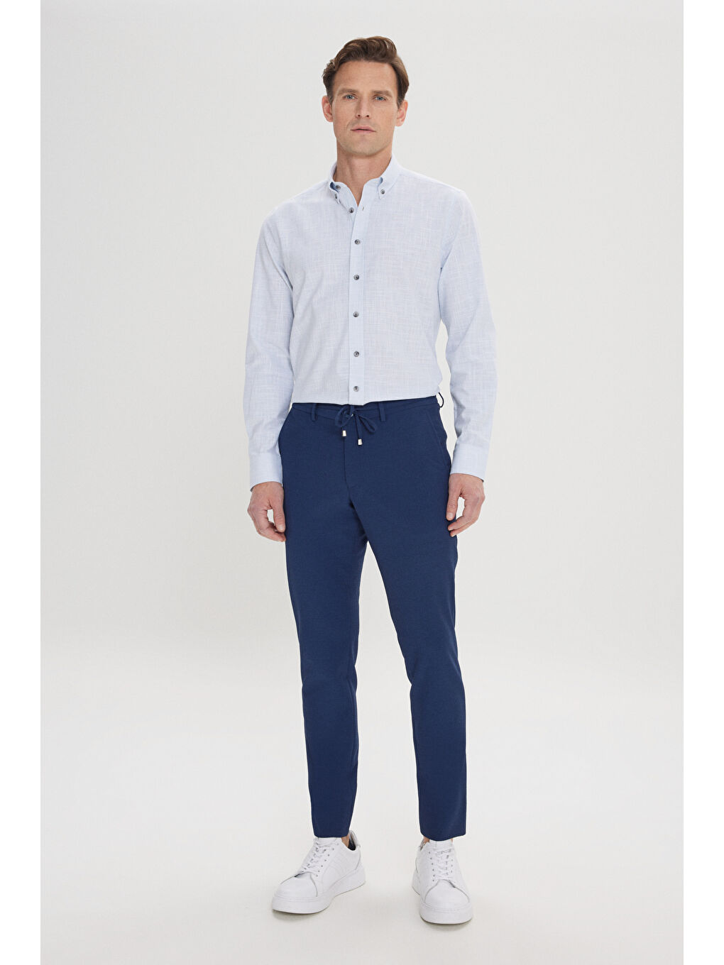 Erkek Lacivert Slim Fit Dar Kesim Beli Bağlamalı Yan Cep Gofre Desenli Pantolon-1