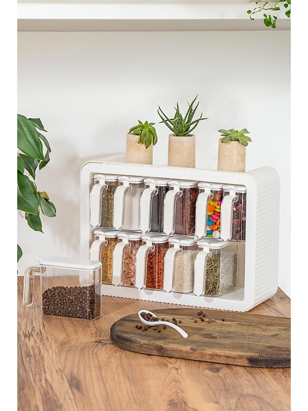 2025 12'li Etiketli Standlı Baharatlık Takımı Kendinden Yapışkanlı Kaşıklı Baharatlık Seti - Beyaz