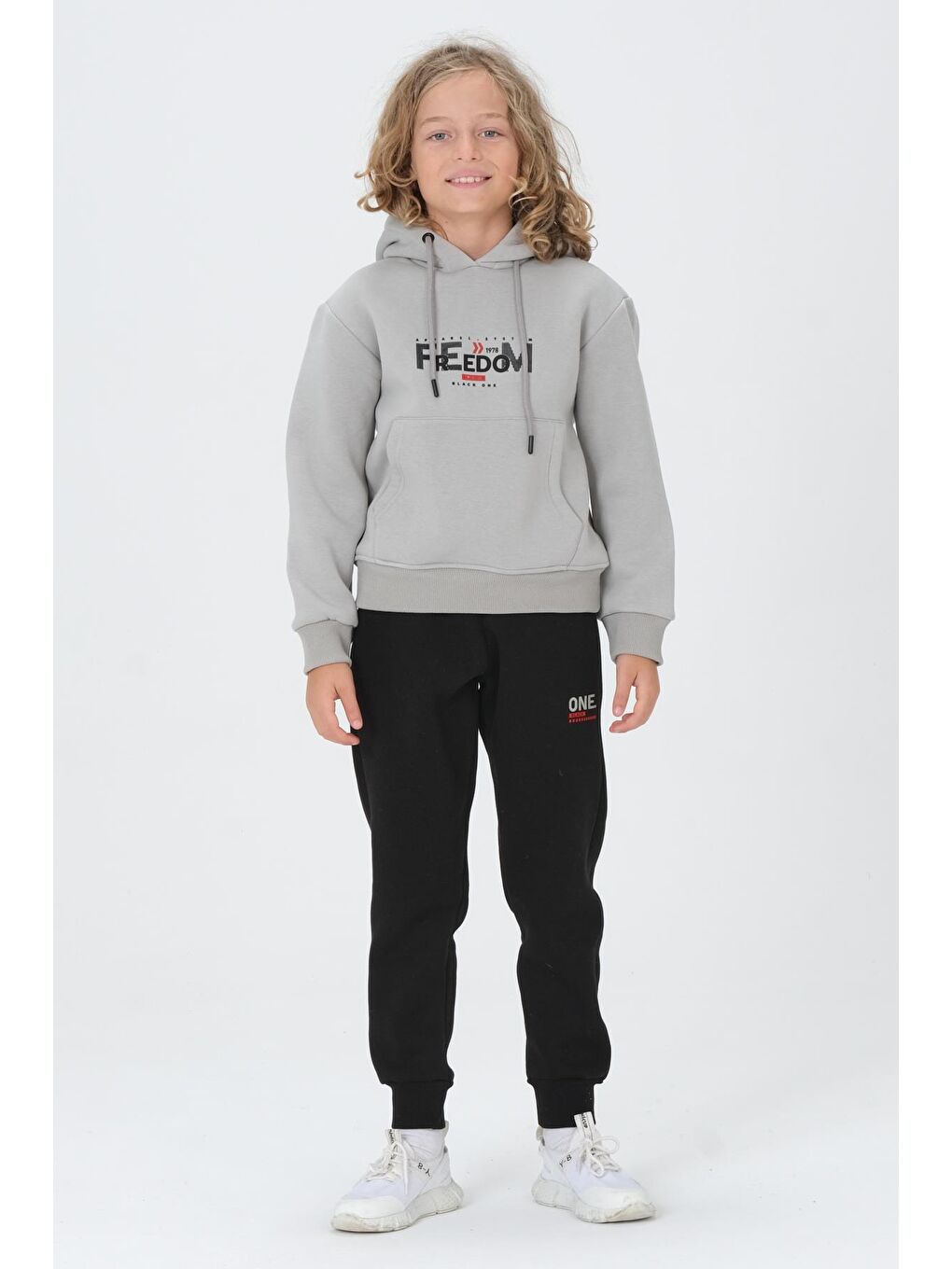 Gri Erkek Çocuk Kapüşonlu Eşofman Takımı
