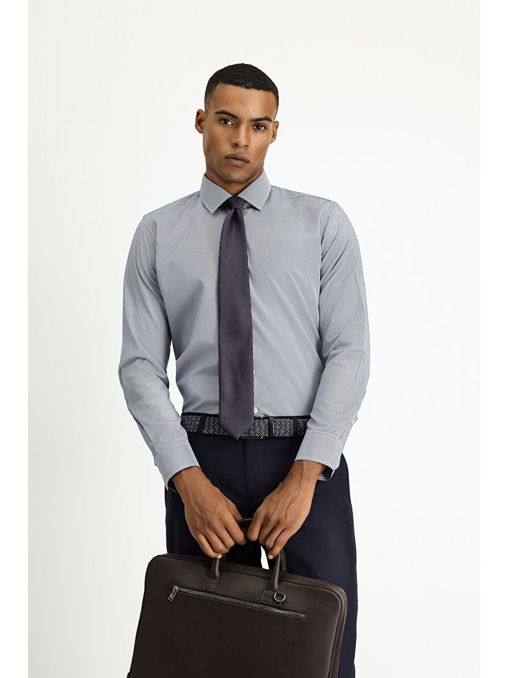 Lacivert Uzun Kol Slim Fit Dar Kesim Klasik Desenli Pamuklu Kolay Ütülenebilir Gömlek-3