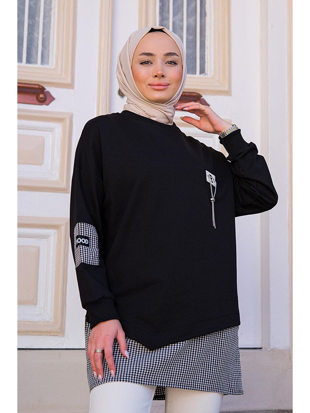 Kadın Bisiklet Yaka Sweat Siyah