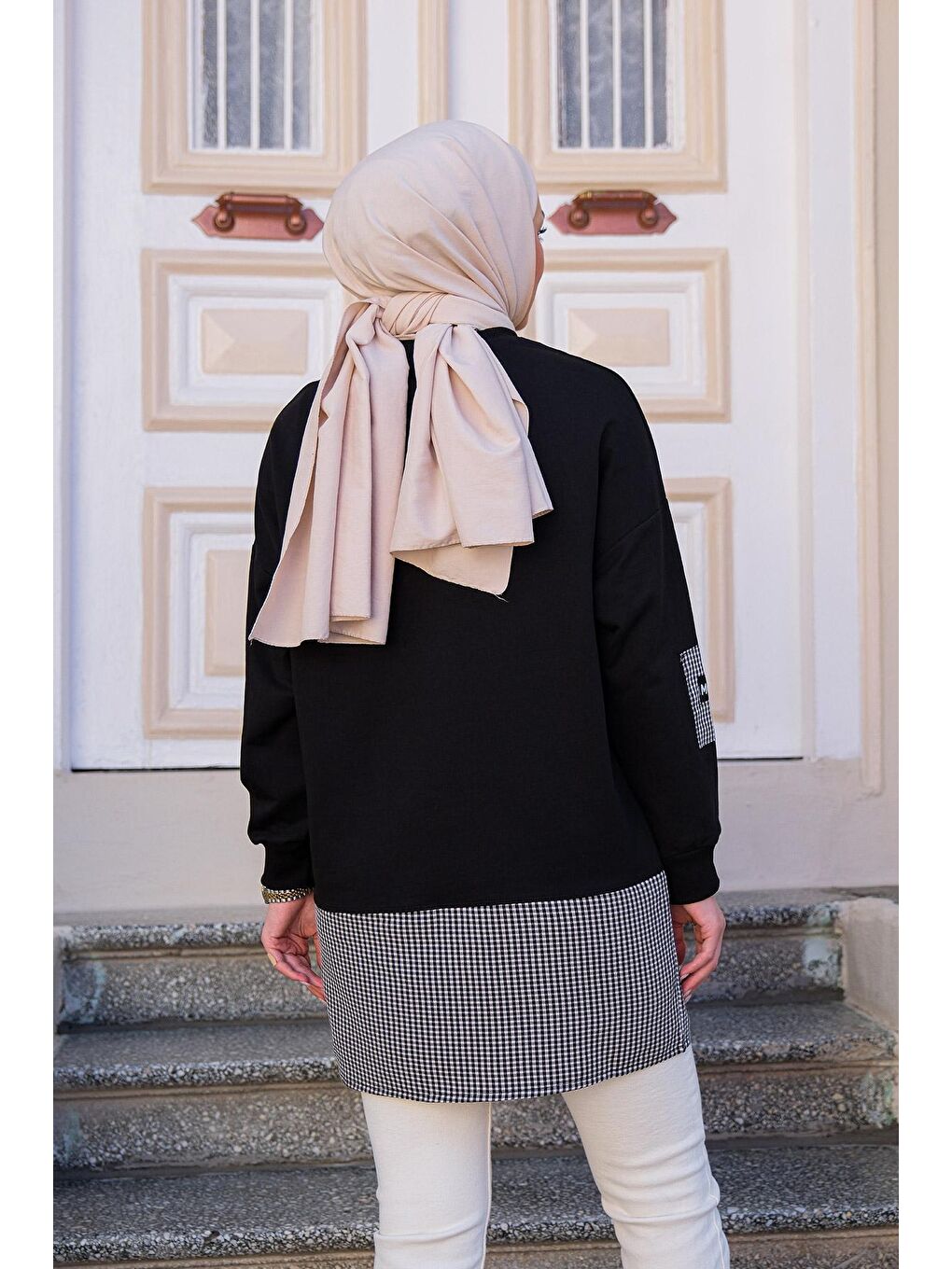 Kadın Bisiklet Yaka Sweat Siyah-4