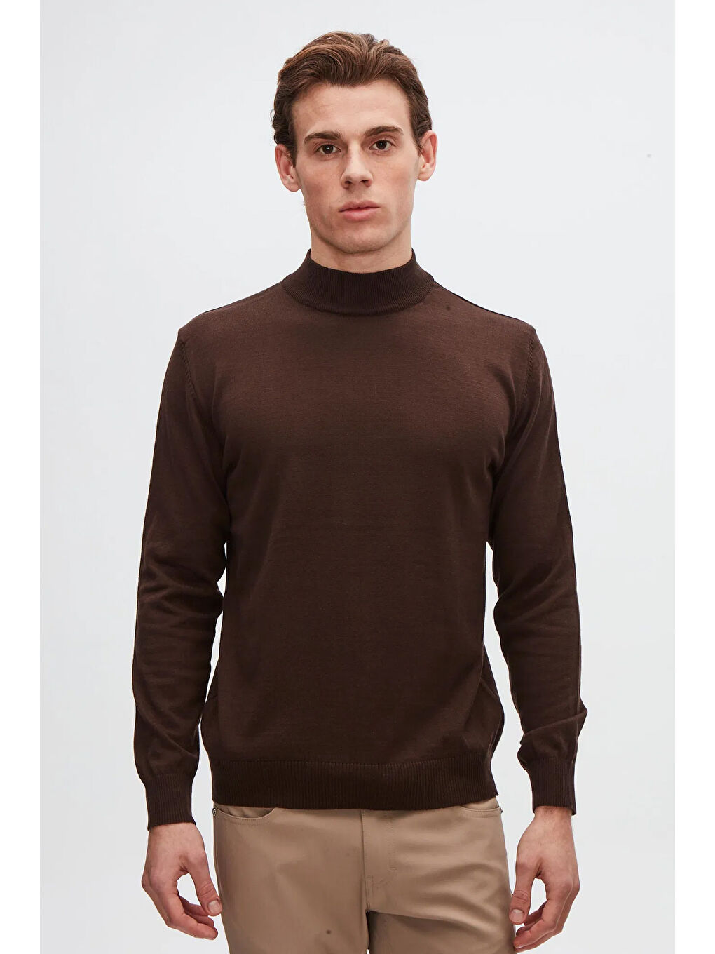 Regular Fit Kahverengi Pamuk Karışımlı Yarım Balıkçı Triko Kazak