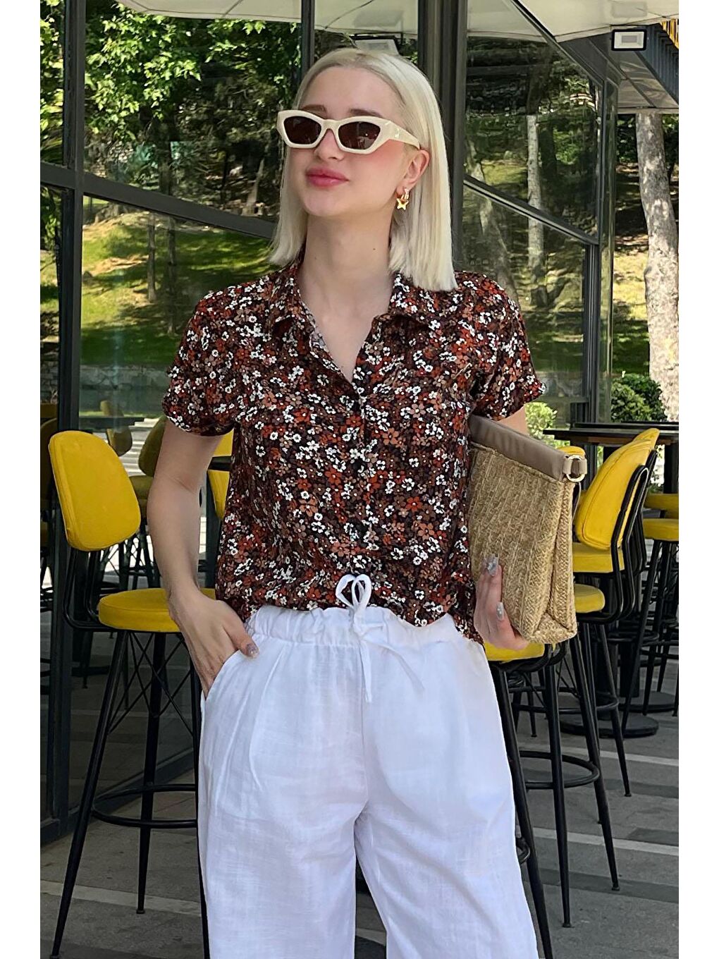 Kahverengi Çiçek Desenli Kısa Kollu Kadın Gömlek Mg2098-3