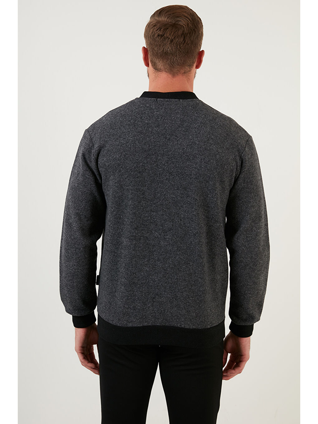 Gri Pamuklu Regular Fit Düğmeli V Yaka Hırka 456205-5