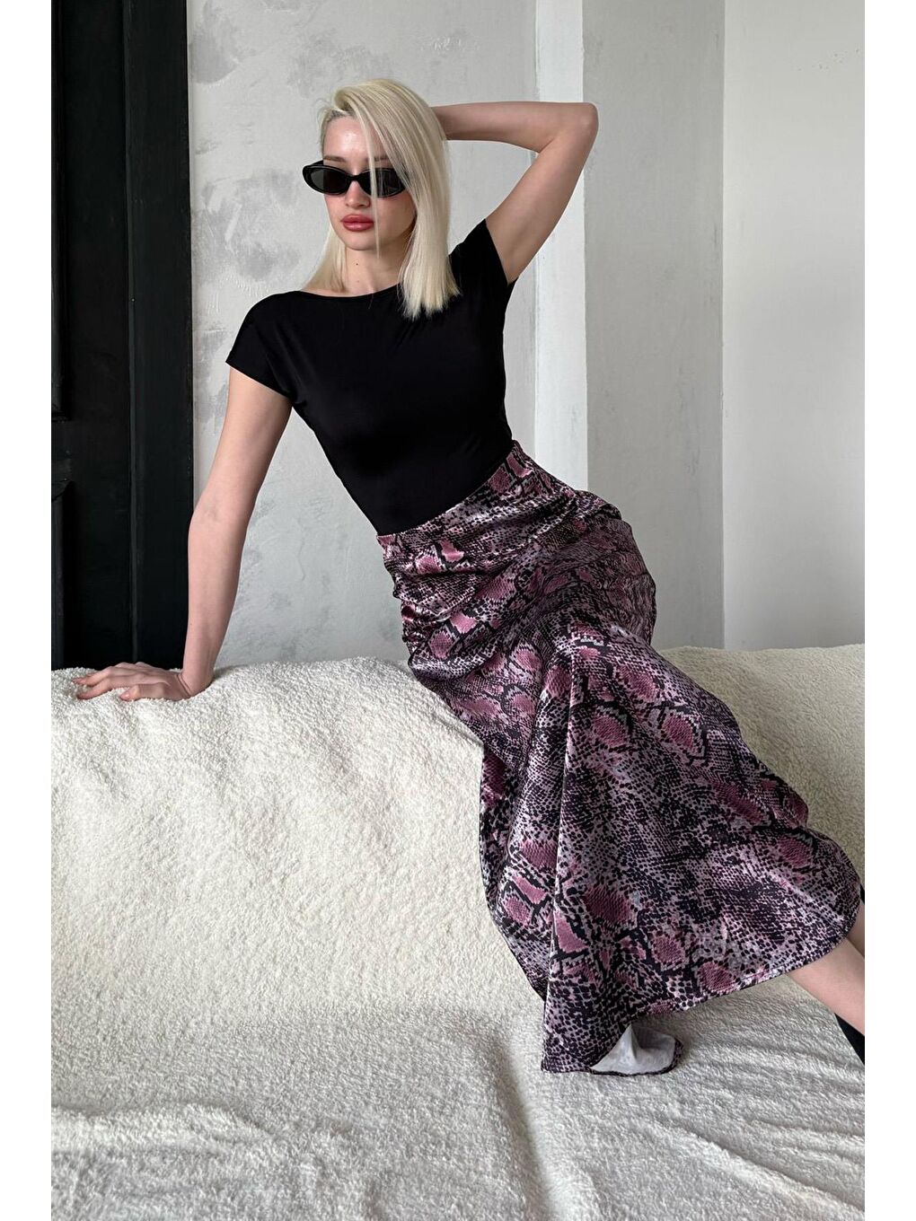 Lila Desenli Saten Kadın Uzun Etek Mg2333-5