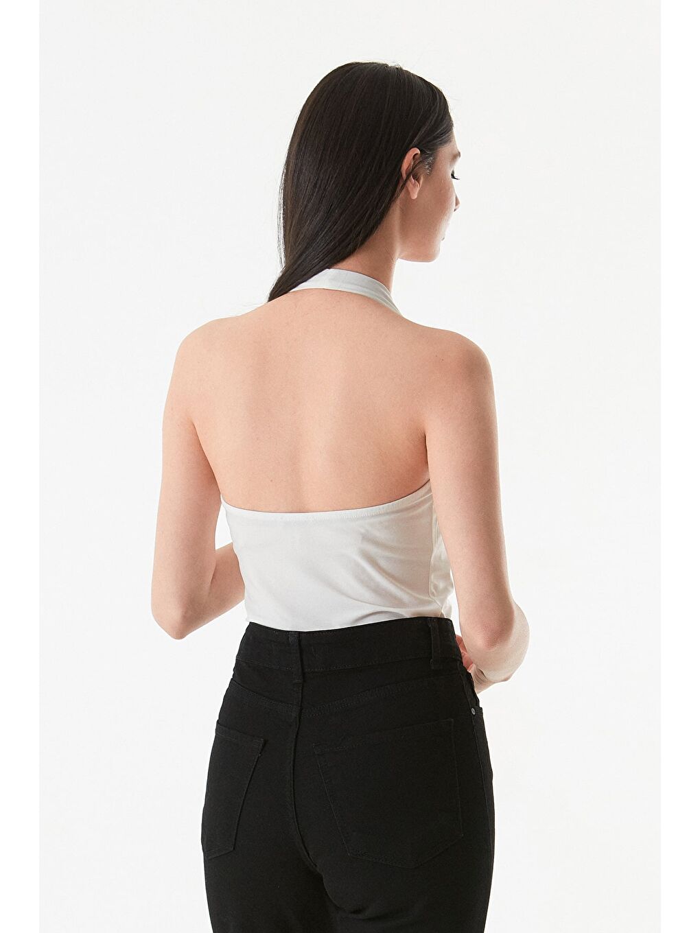 Ekru Boyundan Geçmeli Degaje Yaka Bluz-4