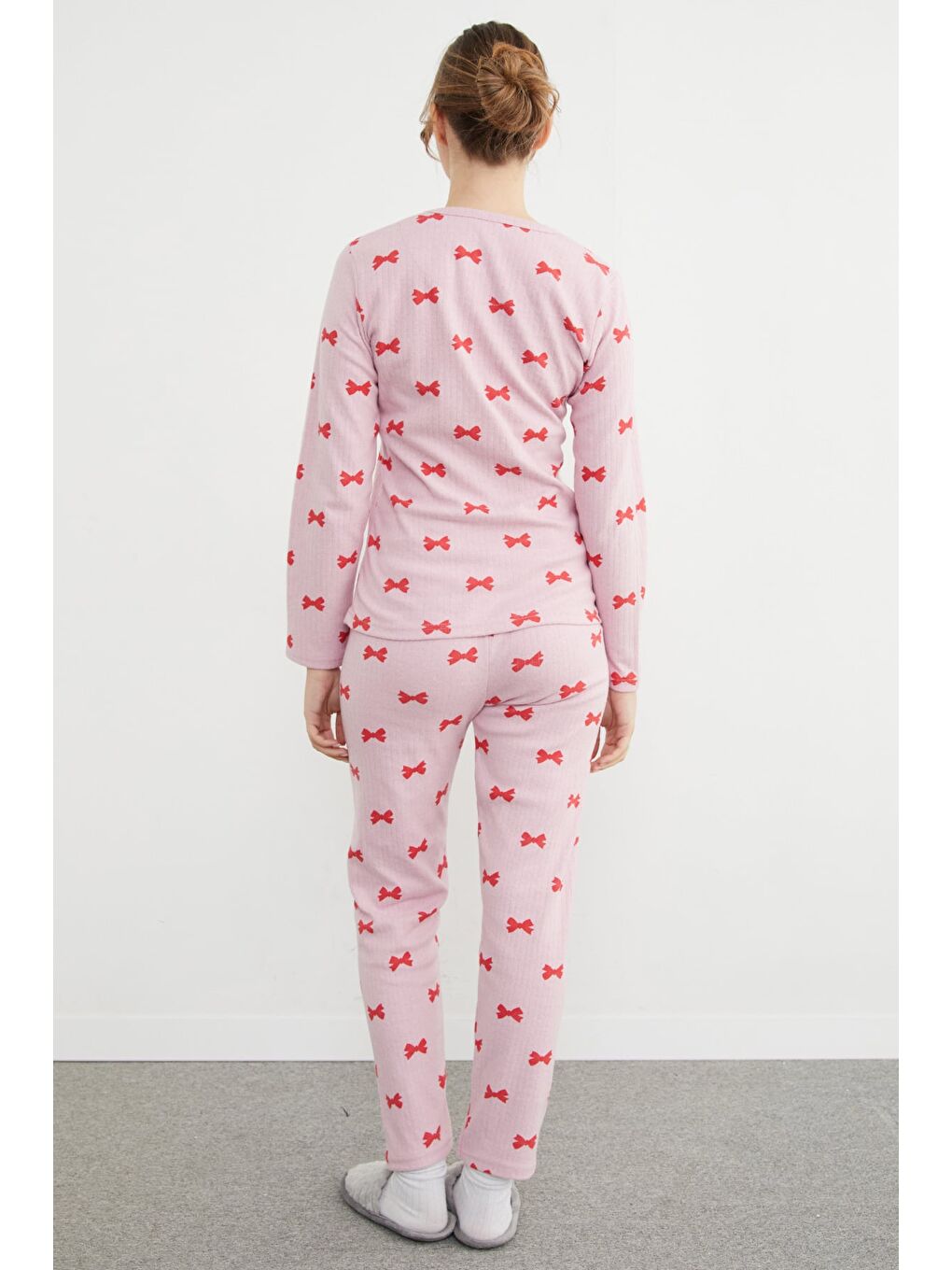 Kırmızı Kalp Desenli Bisiklet Yaka Pijama Takımı-4