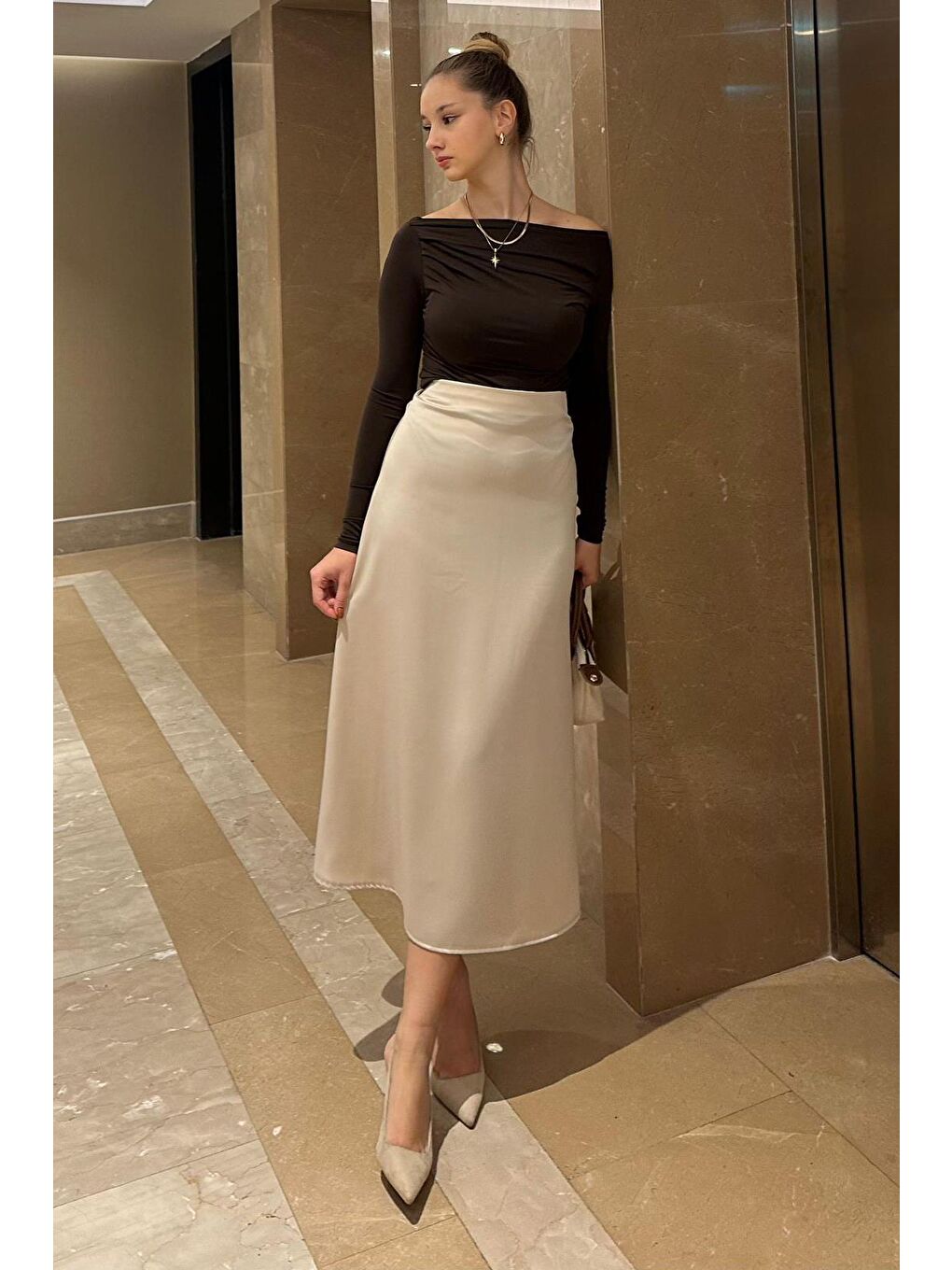 Bej Basic Midi Saten Etek Mg1409-3