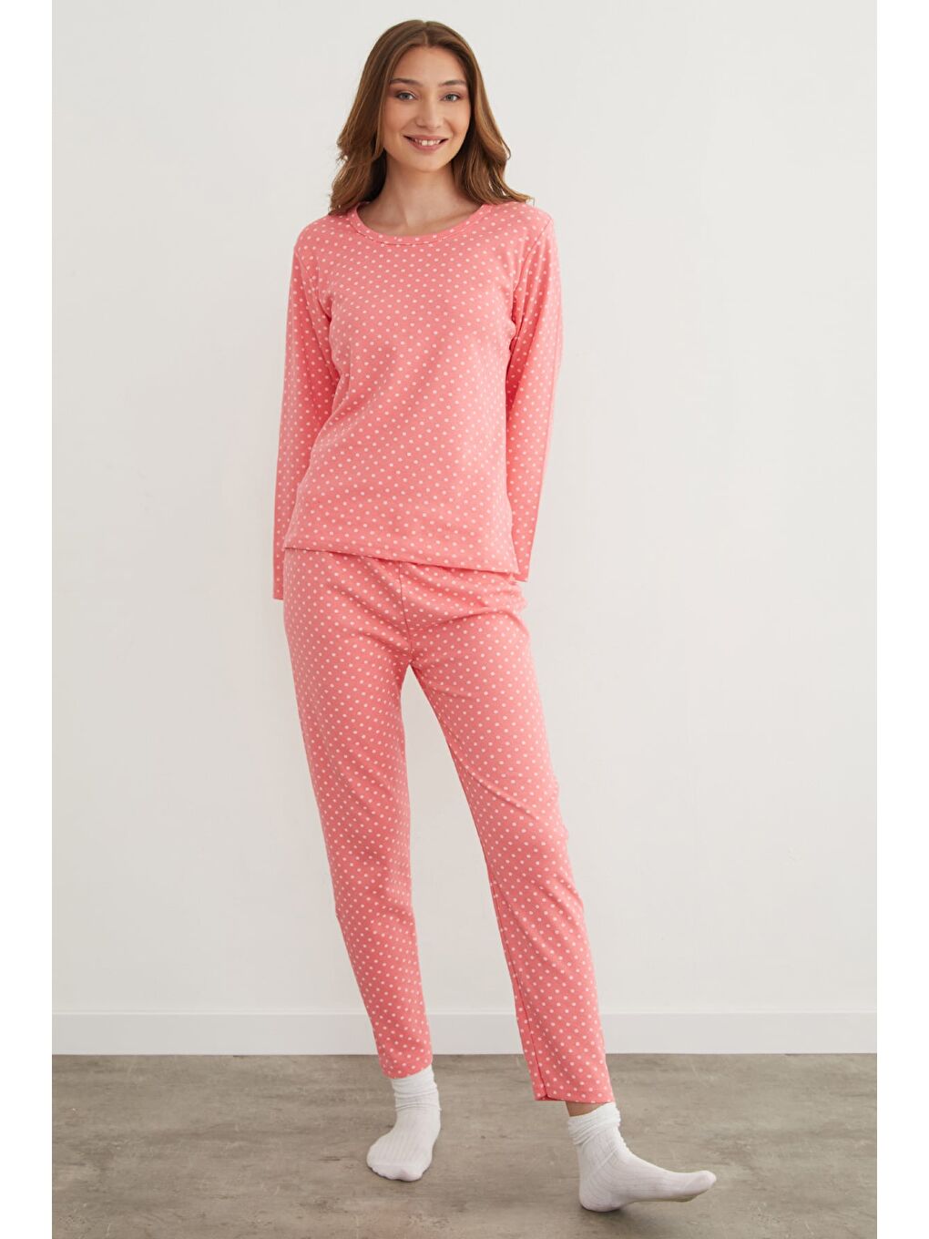 Pembe Puantiye Desenli Bisiklet Yaka Pijama Takımı