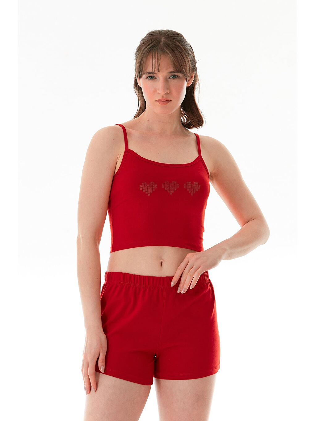 Kırmızı Kalp Baskılı Askılı Şortlu Pijama Takımı