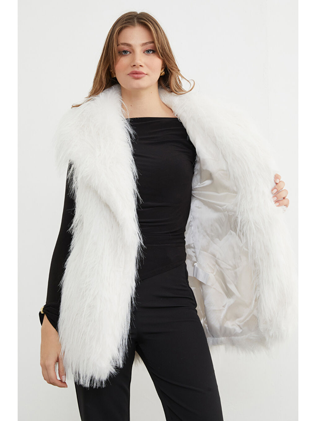 Ekru Kemer Detaylı Suni Kürk Yelek-3