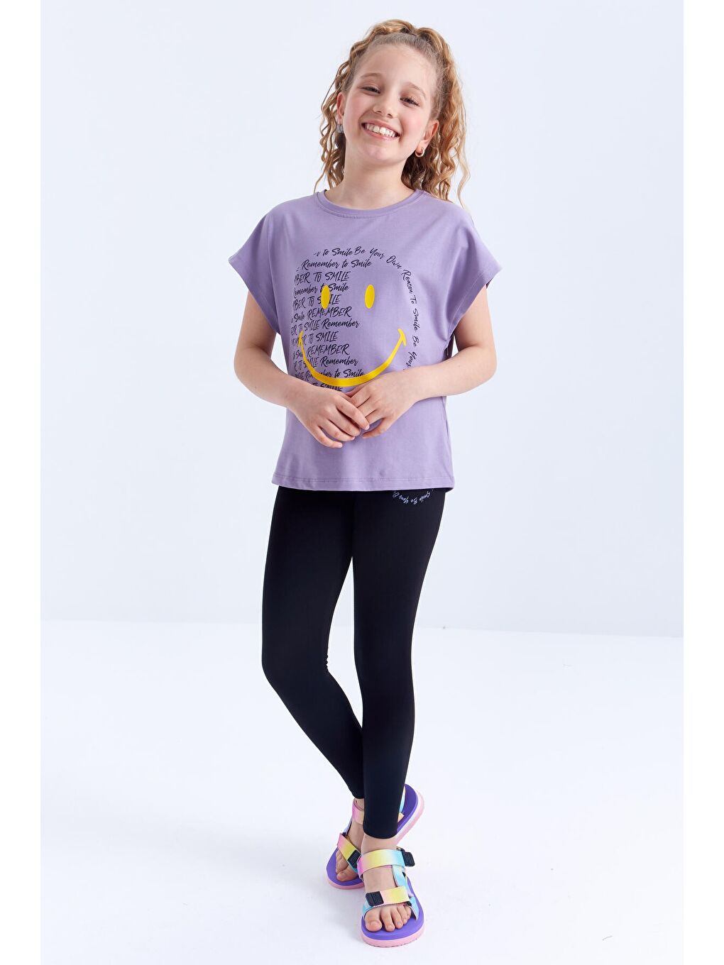 Mor Eflatun - Siyah Emoji Baskılı Kısa Kollu O Yaka Kız Çocuk Tayt Takım - 75062-2