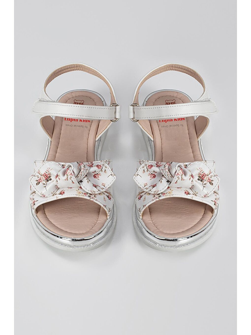 Çiçekli Beyaz Kız Sandalet