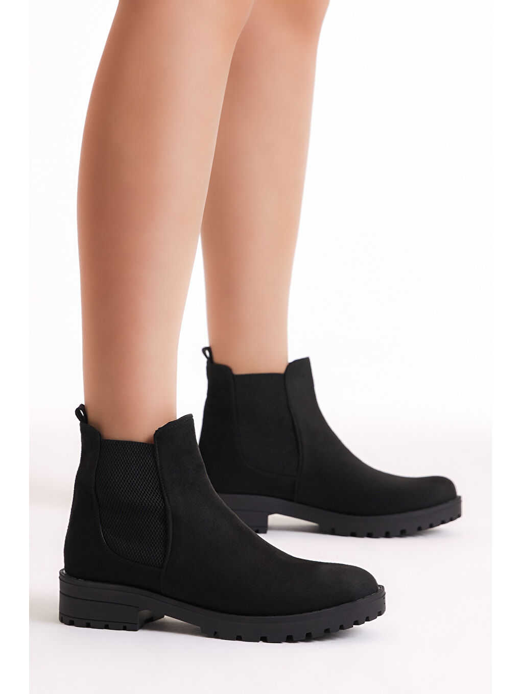 Kadın Siyah Süet Lastikli Termo Taban Bot